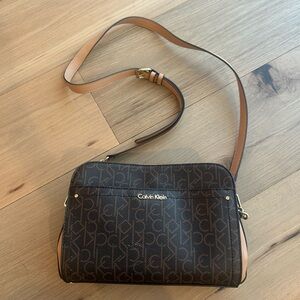 Calvin Klein crossbody